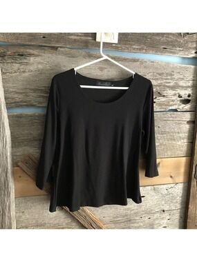CREATION Size Med Black 3/4 sleeve top